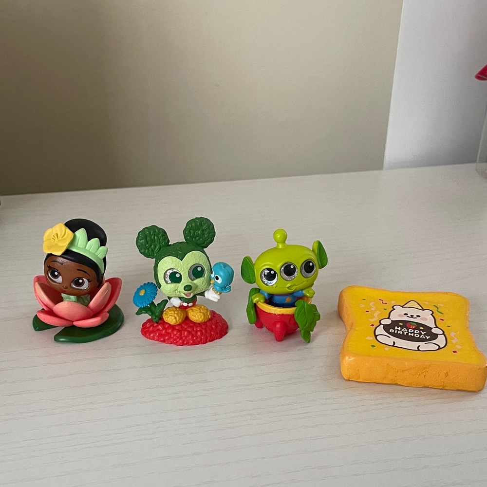 Doorables in full bloom bundle (squishy)